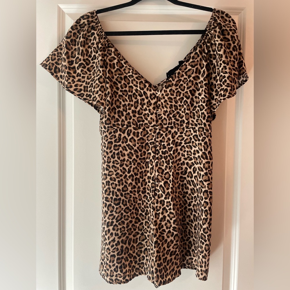 Audrey 3+1 Leopard print romper, size S